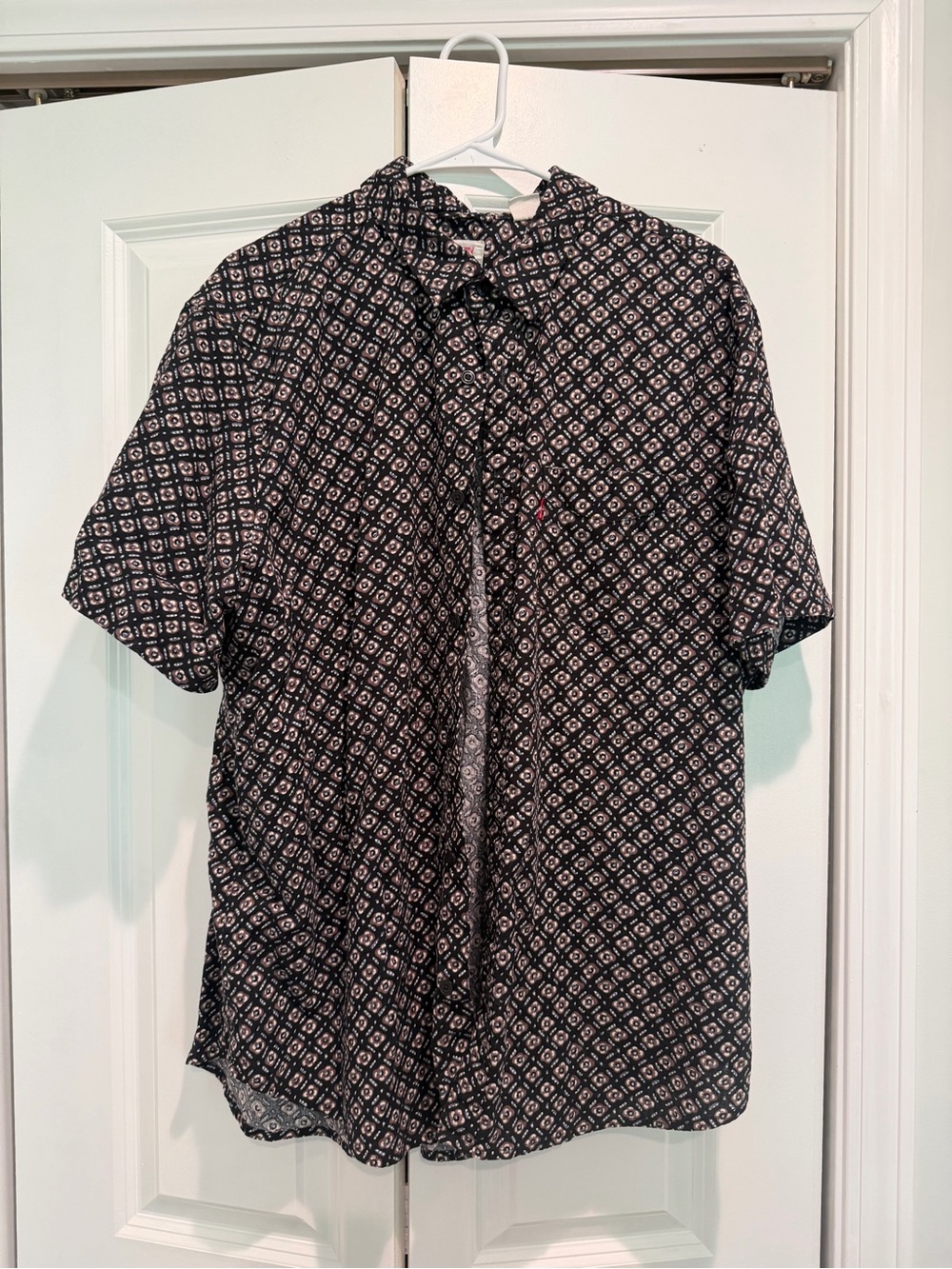 Levi's Black and Brown Short-Sleeve Button-Down Shirt